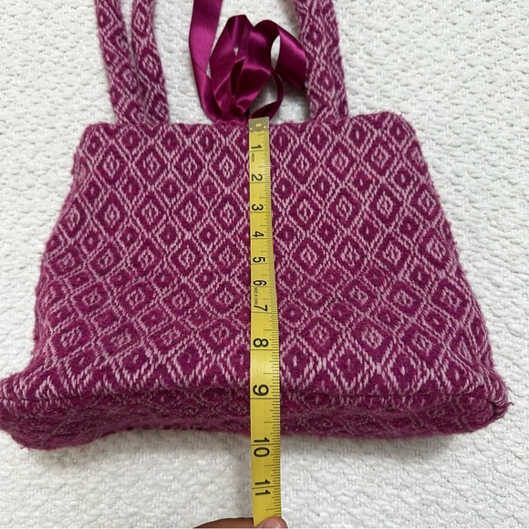 Boyne Valley Weavers Handcrafted in Ireland Purse - Picture 3 of 11